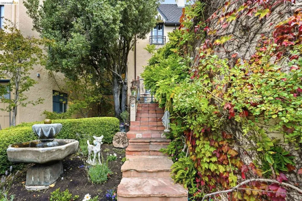 893 Santa Barbara Rd Berkeley, CA 94707