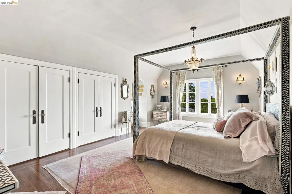 893 Santa Barbara Rd Berkeley, CA 94707