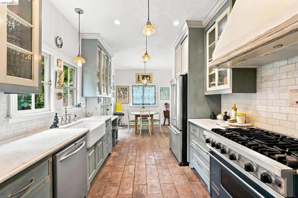 893 Santa Barbara Rd Berkeley, CA 94707