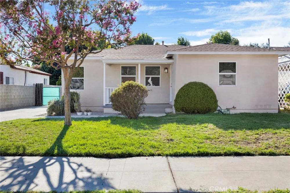 6643 Colbath Avenue Valley Glen, CA 91405