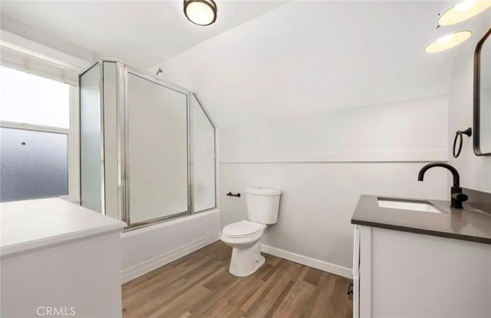 456 Linden Long Beach, CA 90802