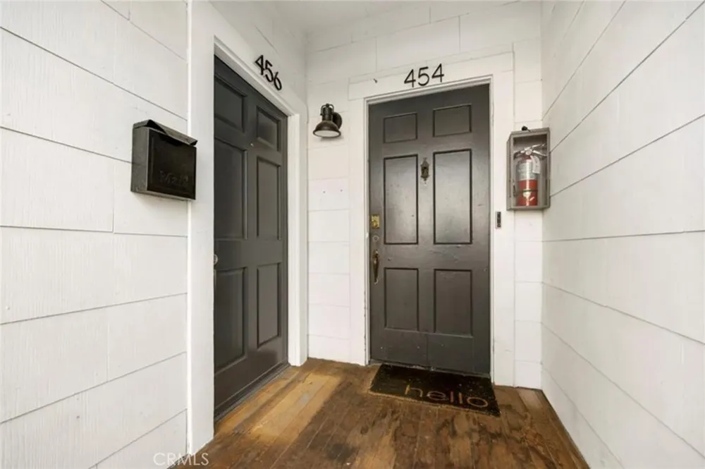 456 Linden Long Beach, CA 90802