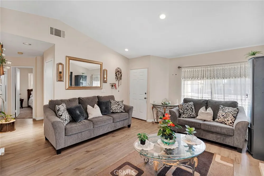 12424 Mount Baldy Victorville, CA 92392
