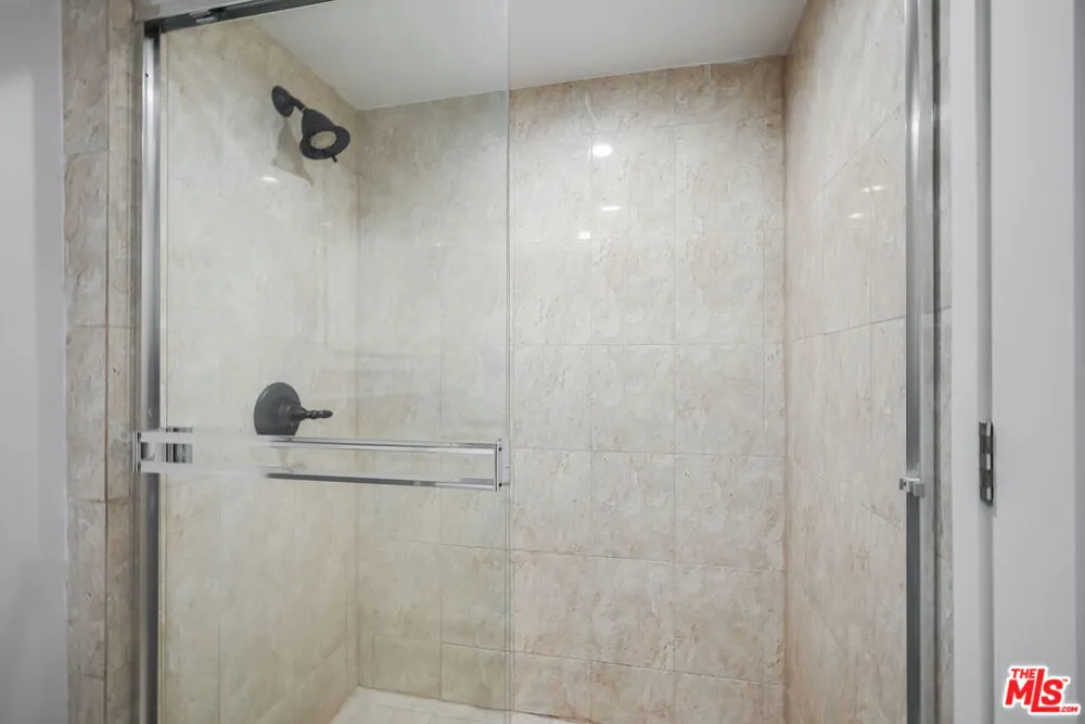 11675 Darlington Avenue #103 Los Angeles, CA 90049