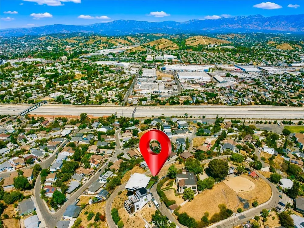 1221 Dodds Circle City Terrace, CA 90063
