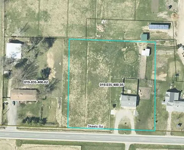 8454 E Skeels Road Holton, MI 49425