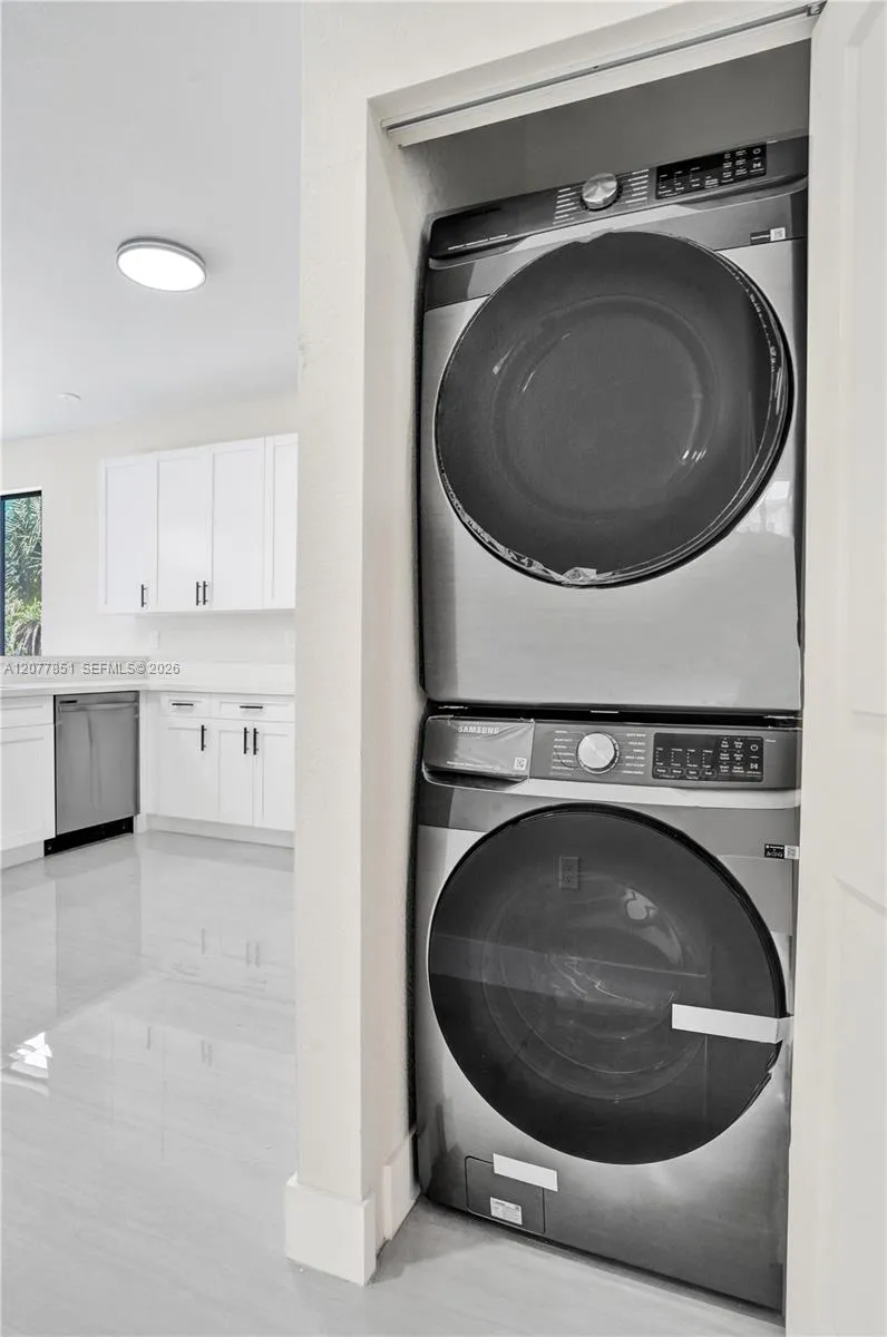 599 SW 12th Ave Dania Beach, FL 33004