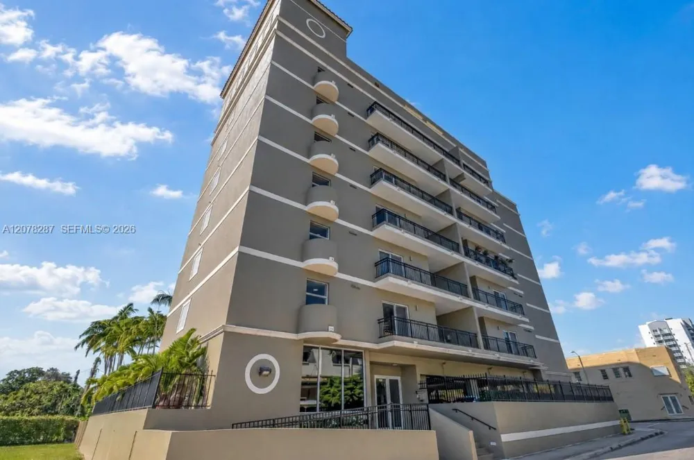 120 S Douglas Rd #405 Coral Gables, FL 33134
