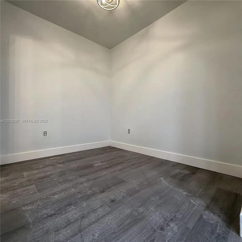 120 S Douglas Rd #405 Coral Gables, FL 33134