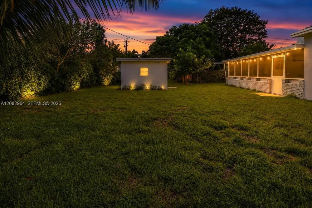 206 NE 5th Ave Dania Beach, FL 33004