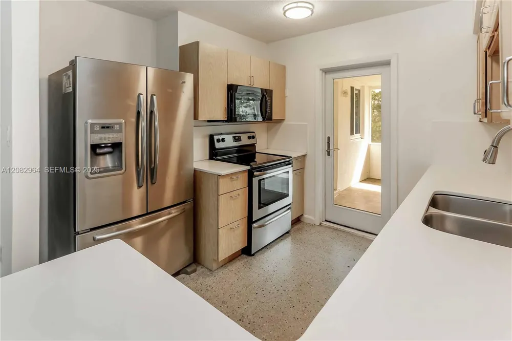206 NE 5th Ave Dania Beach, FL 33004