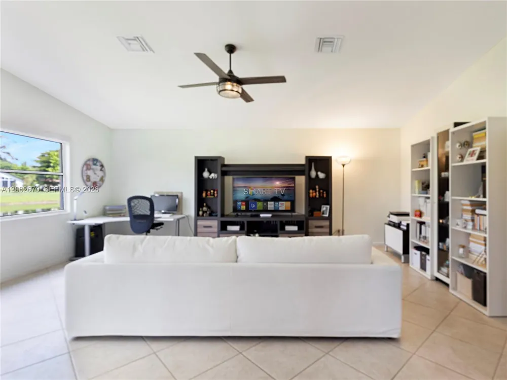 2549 Egret Lake Dr Green Acres, FL 33413