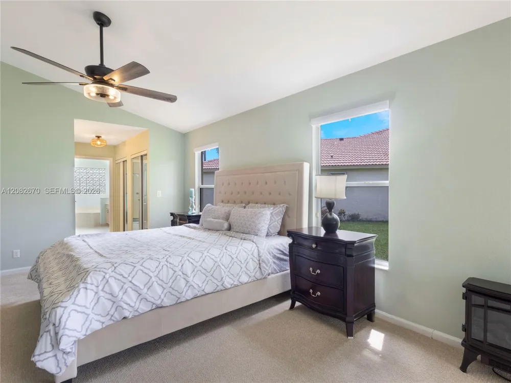 2549 Egret Lake Dr Green Acres, FL 33413