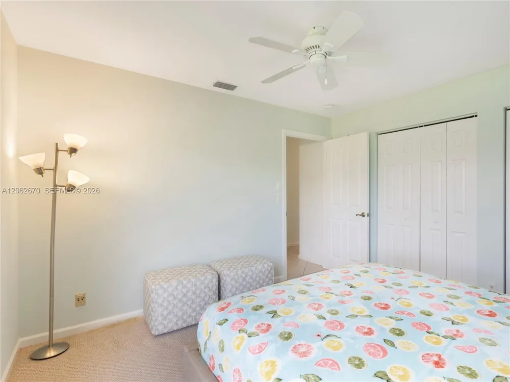 2549 Egret Lake Dr Green Acres, FL 33413