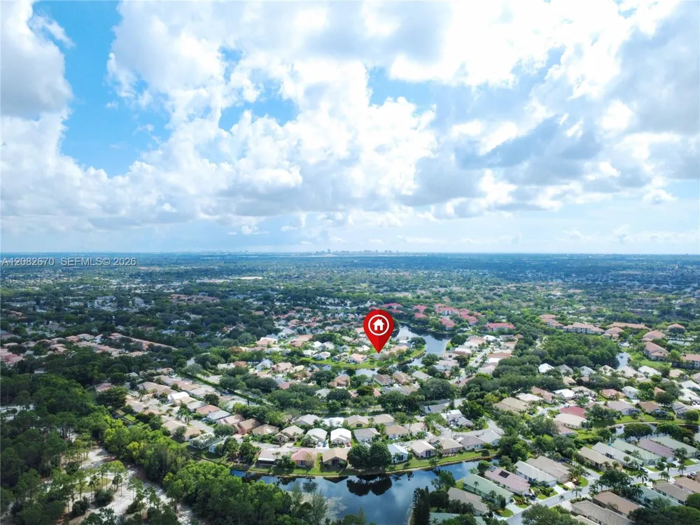 2549 Egret Lake Dr Green Acres, FL 33413