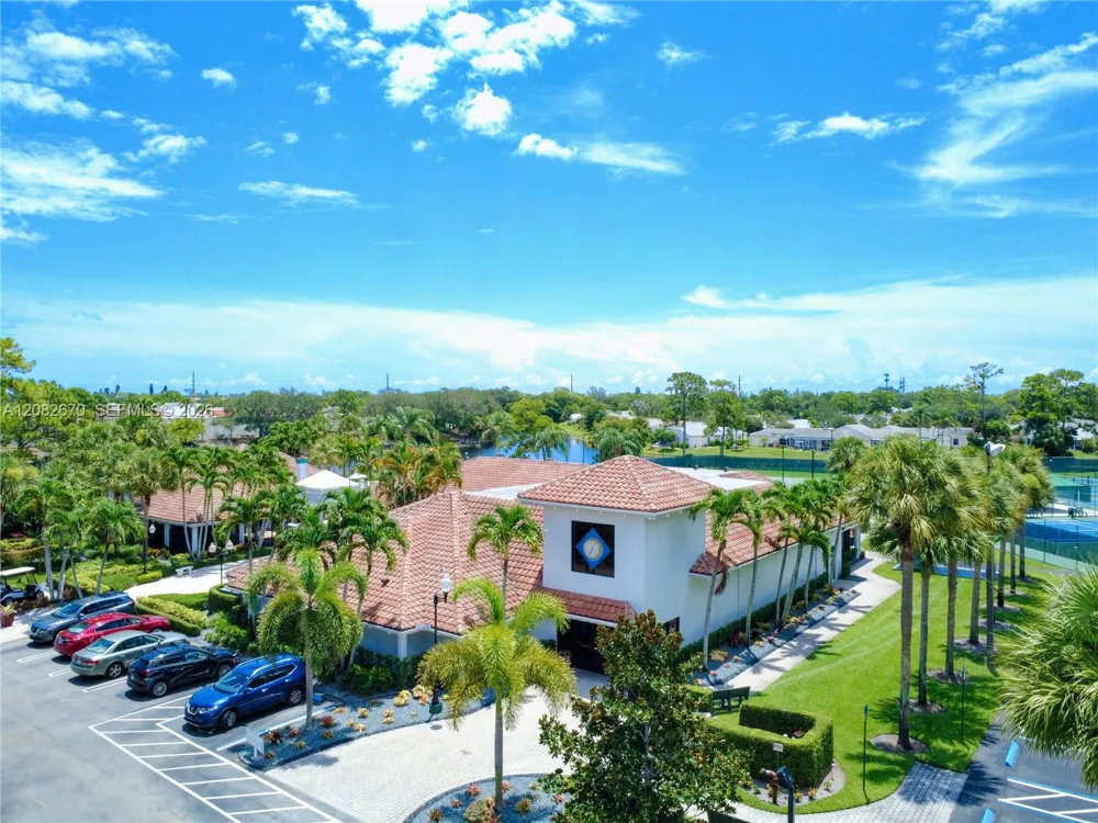 2549 Egret Lake Dr Green Acres, FL 33413