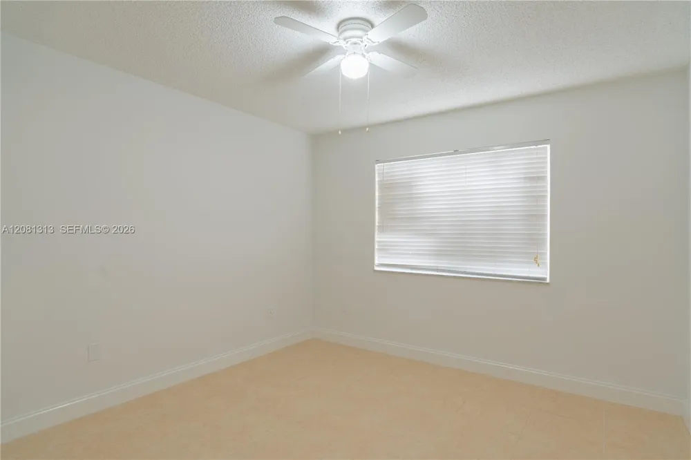 7920 Nob Hill Rd #305 Tamarac, FL 33321