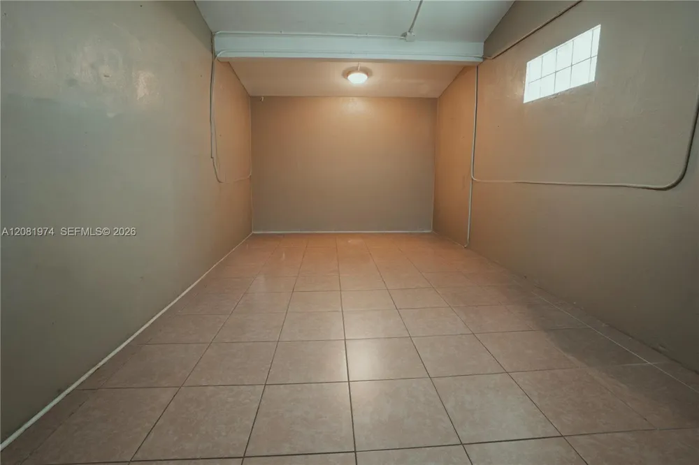 141 NE 14th St Homestead, FL 33030