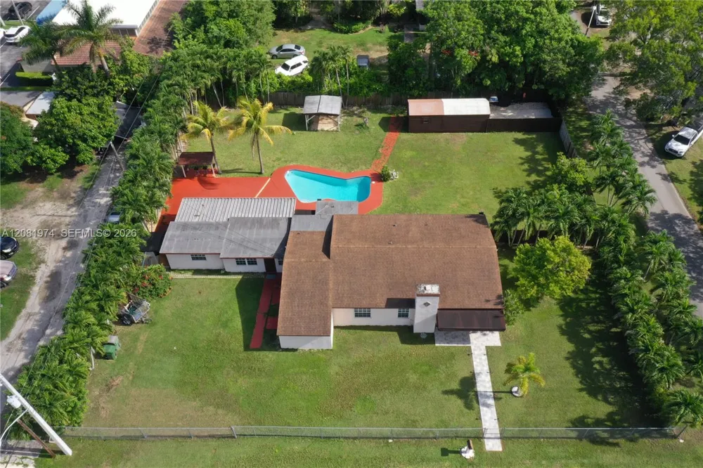 141 NE 14th St Homestead, FL 33030