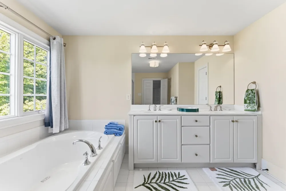 40 Egret Trail Cape May Court House, NJ 08210