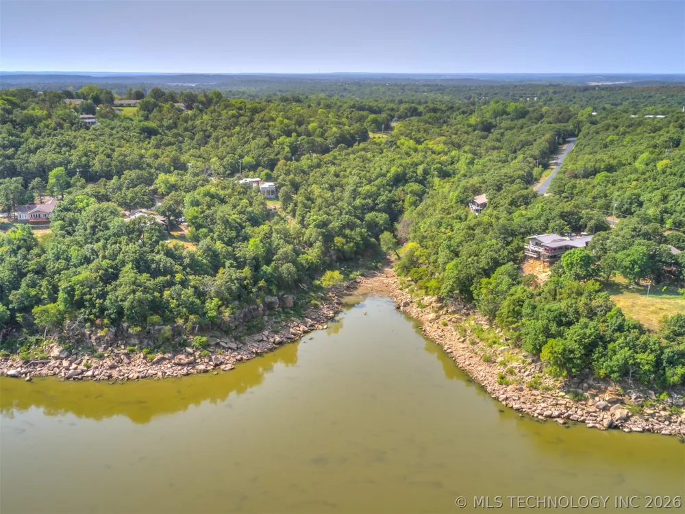 2659 W Lakeshore Drive Cleveland, OK 74020