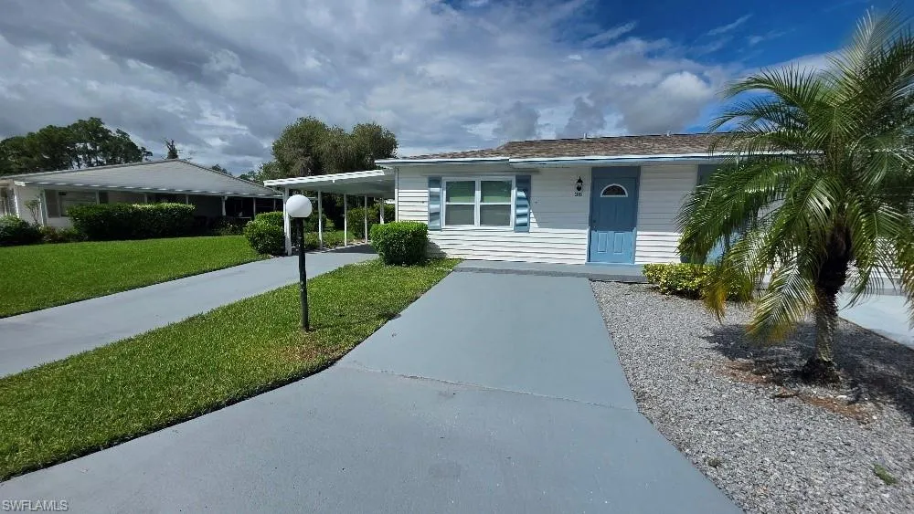 36 Pinewood Boulevard Lehigh Acres, FL 33936