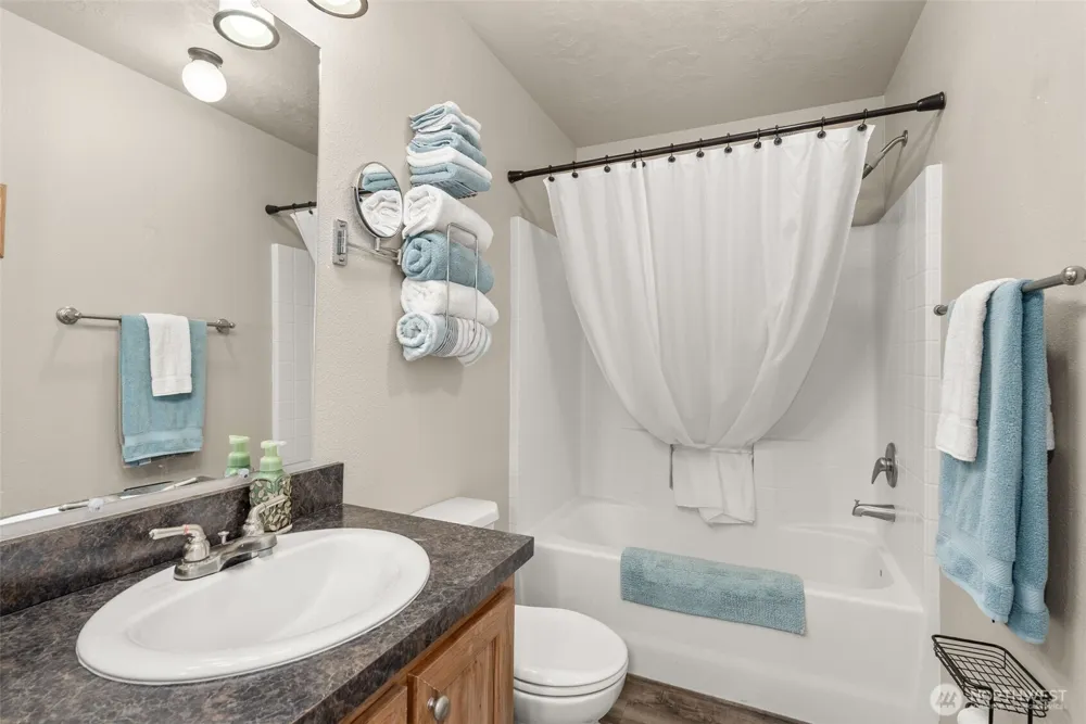 222 Maple Avenue NW #34 Napavine, WA 98565