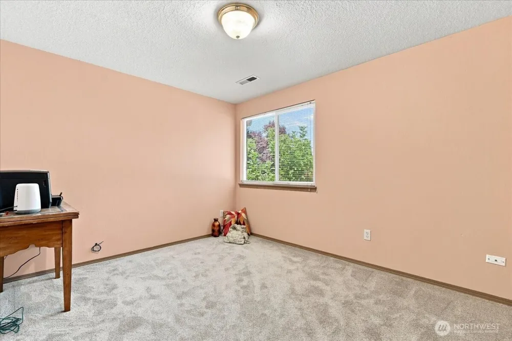17110 SE 18TH St Vancouver, WA 98683