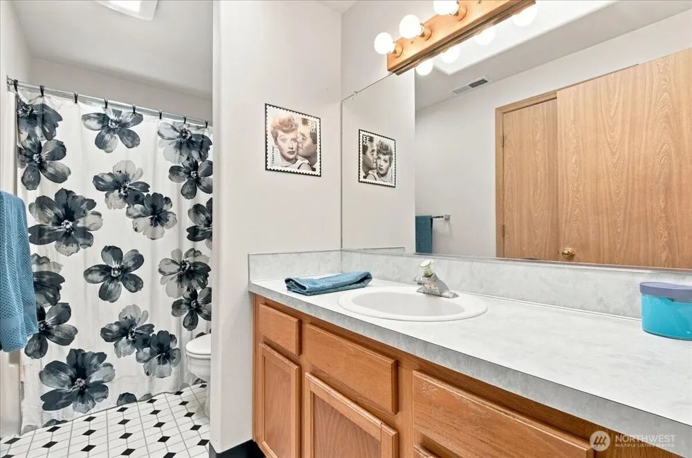 17110 SE 18TH St Vancouver, WA 98683