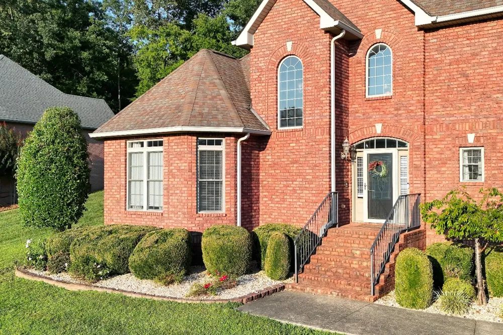 2006 Mossy Oak Cir Clarksville, TN 37043