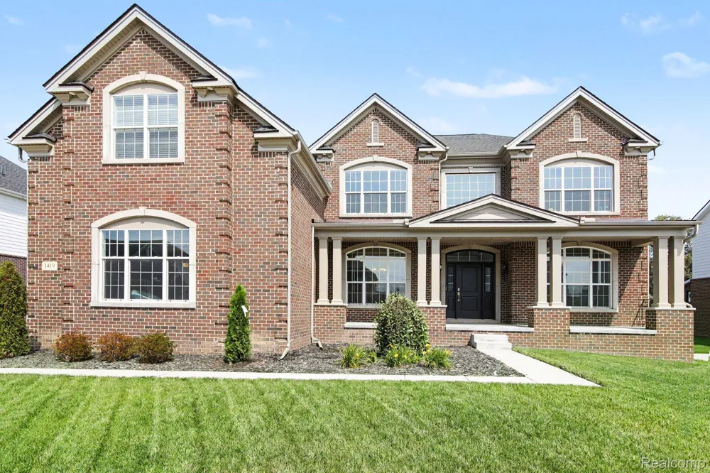 1419 Napa Canton Charter Township, MI 48187