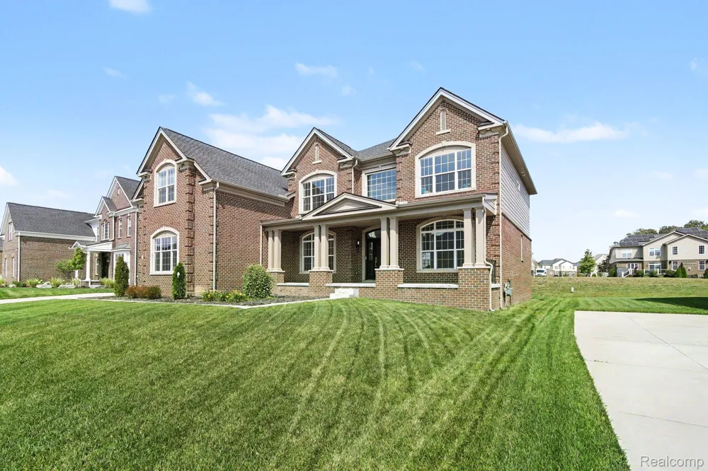 1419 Napa Canton Charter Township, MI 48187