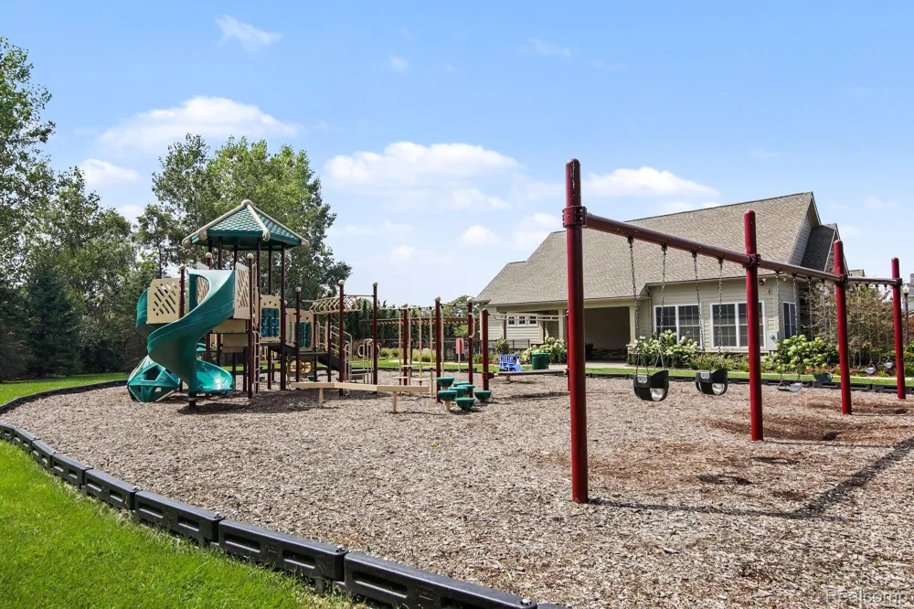 1419 Napa Canton Charter Township, MI 48187