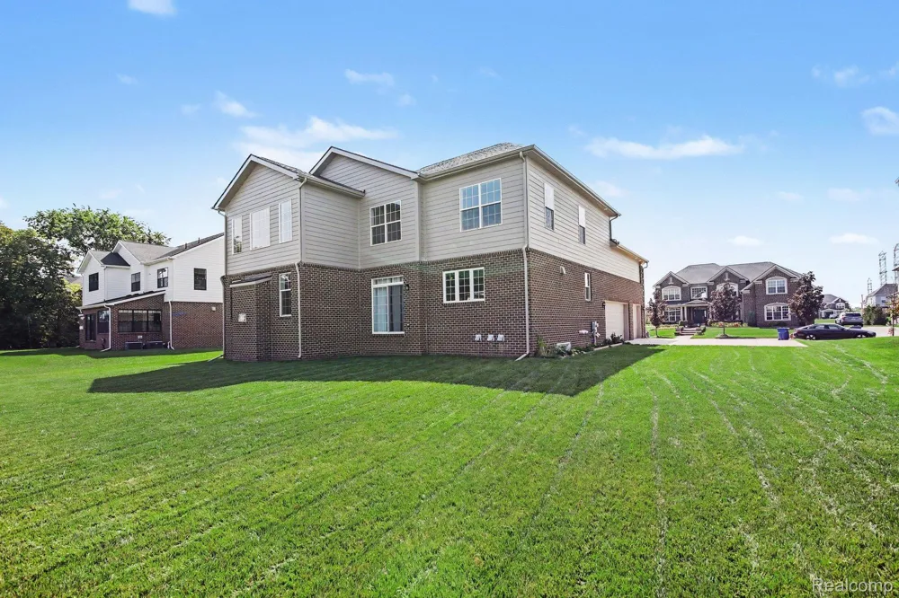 1419 Napa Canton Charter Township, MI 48187