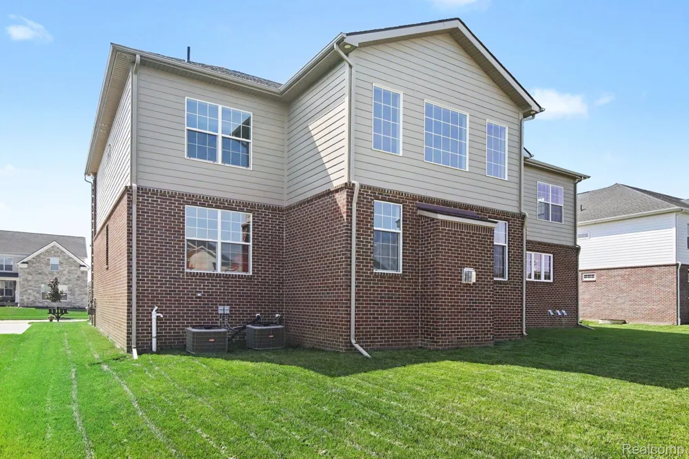 1419 Napa Canton Charter Township, MI 48187