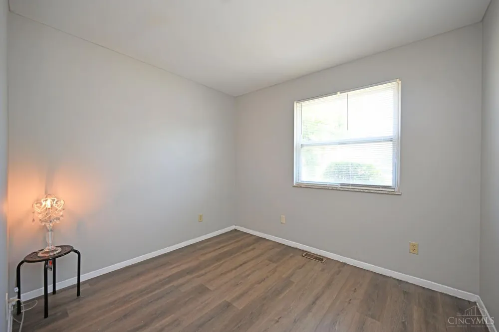 1987 Mistyhill Drive Springfield, OH 45240
