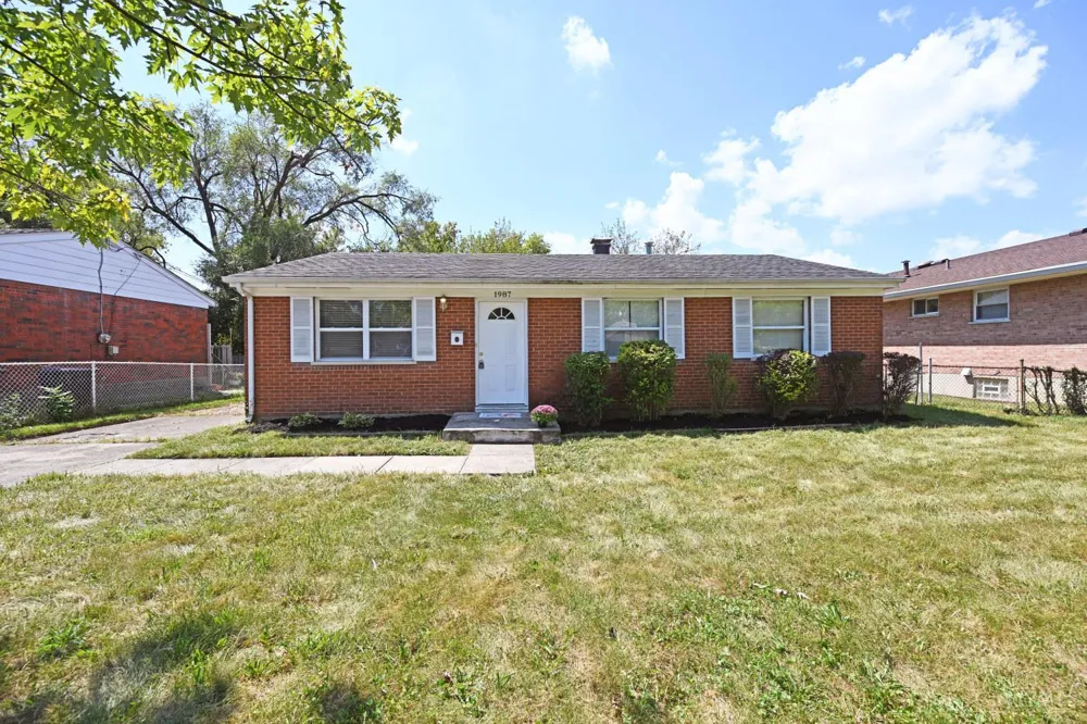 1987 Mistyhill Drive Springfield, OH 45240
