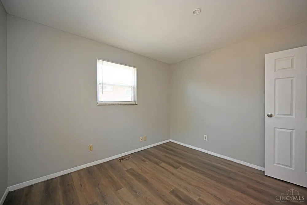 1987 Mistyhill Drive Springfield, OH 45240