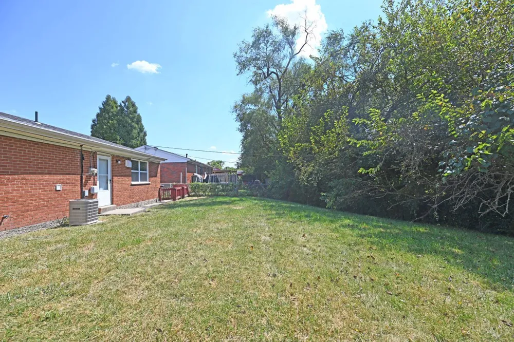 1987 Mistyhill Drive Springfield, OH 45240