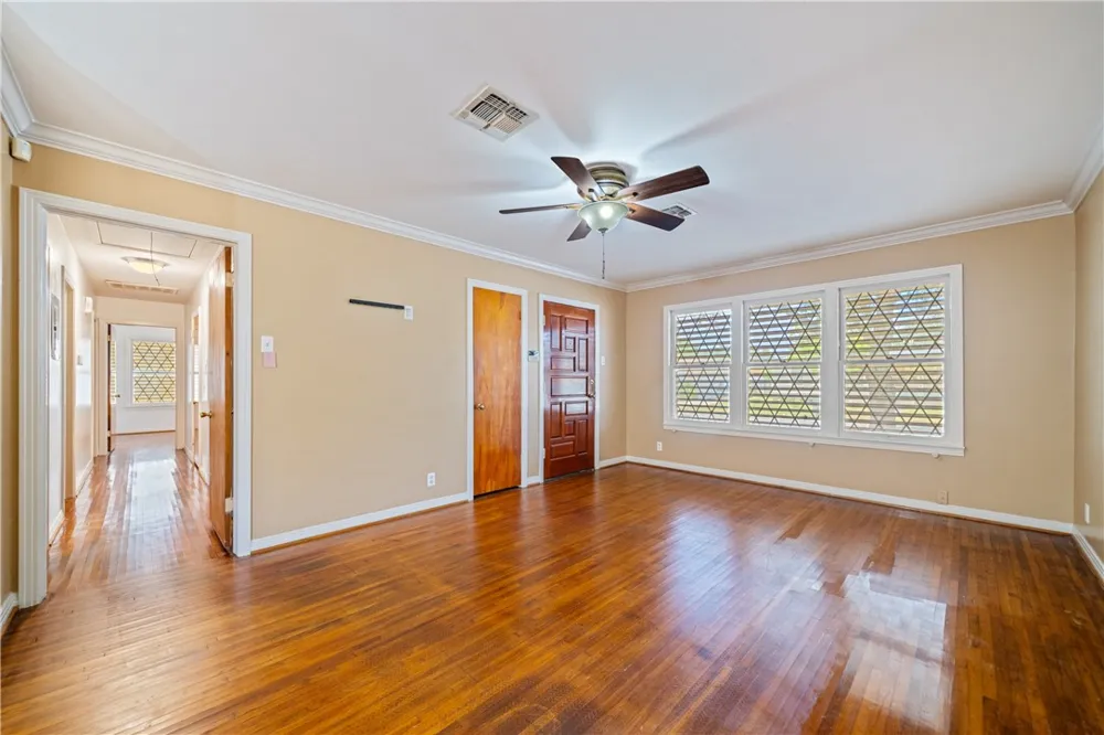 4122 Cott Street Corpus Christi, TX 78411