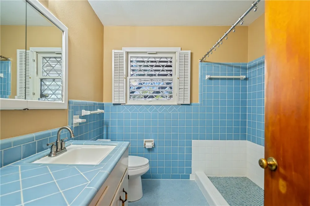 4122 Cott Street Corpus Christi, TX 78411