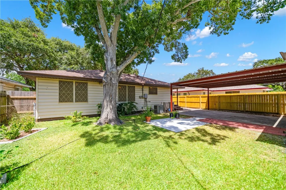 4122 Cott Street Corpus Christi, TX 78411
