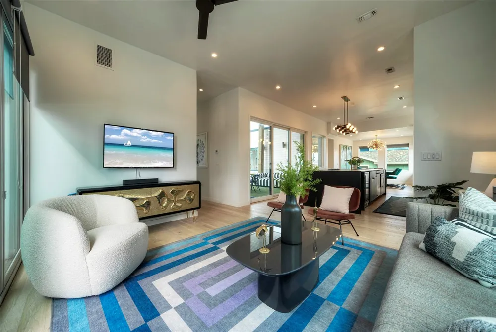 626 La Juana Court Port Aransas, TX 78373