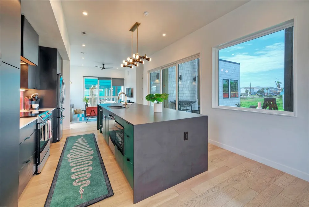626 La Juana Court Port Aransas, TX 78373