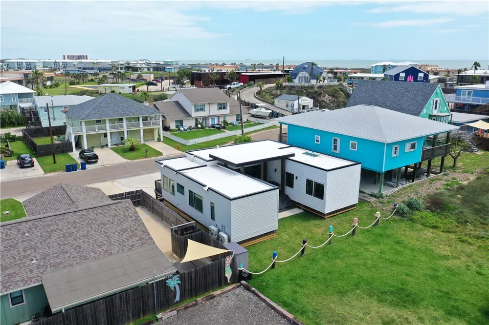 626 La Juana Court Port Aransas, TX 78373