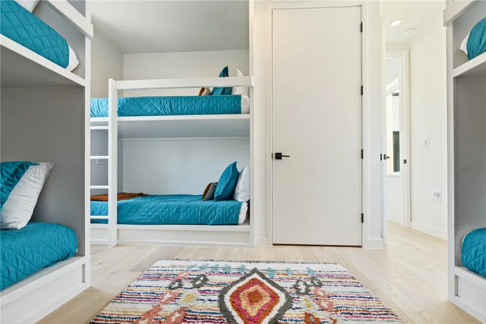 626 La Juana Court Port Aransas, TX 78373