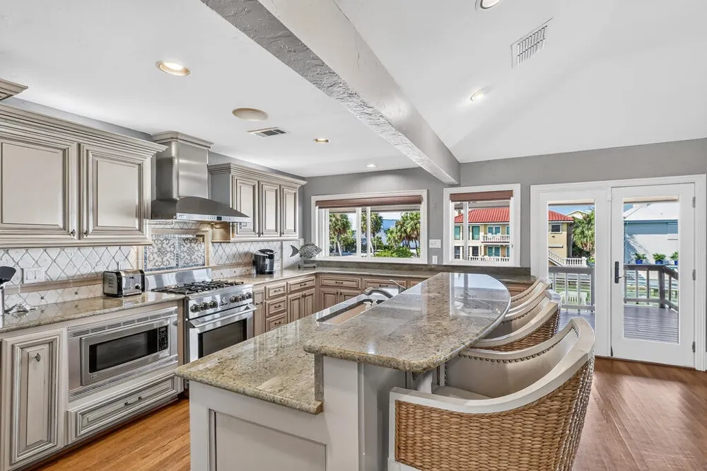 2 Spoonbill Rockport, TX 78382