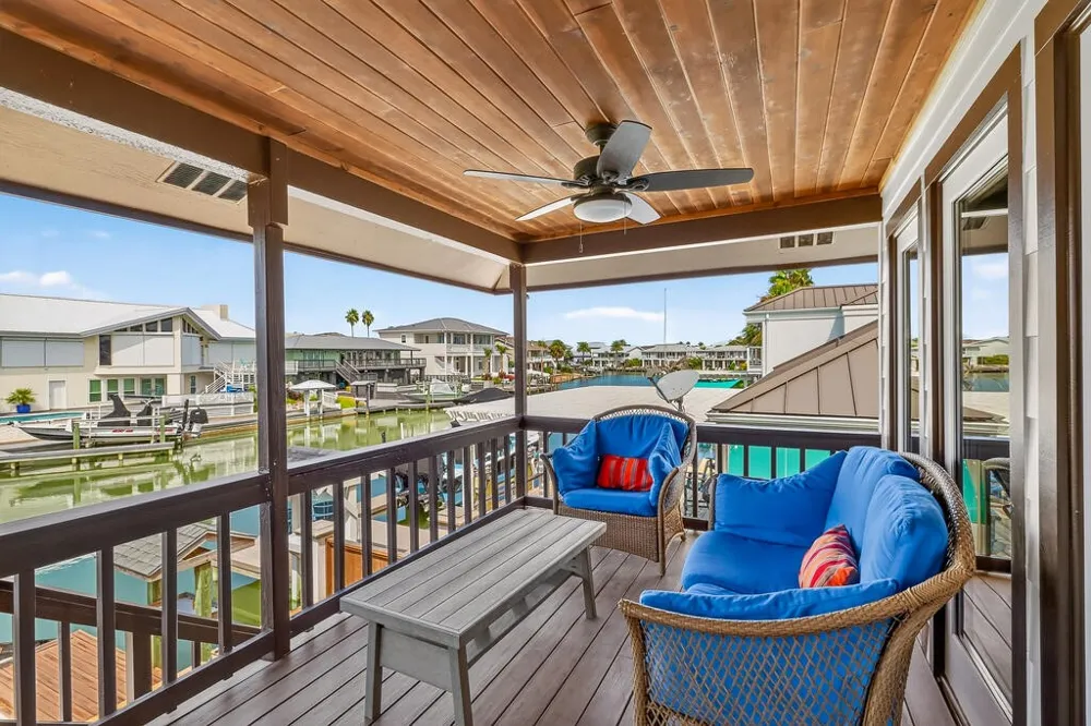 2 Spoonbill Rockport, TX 78382