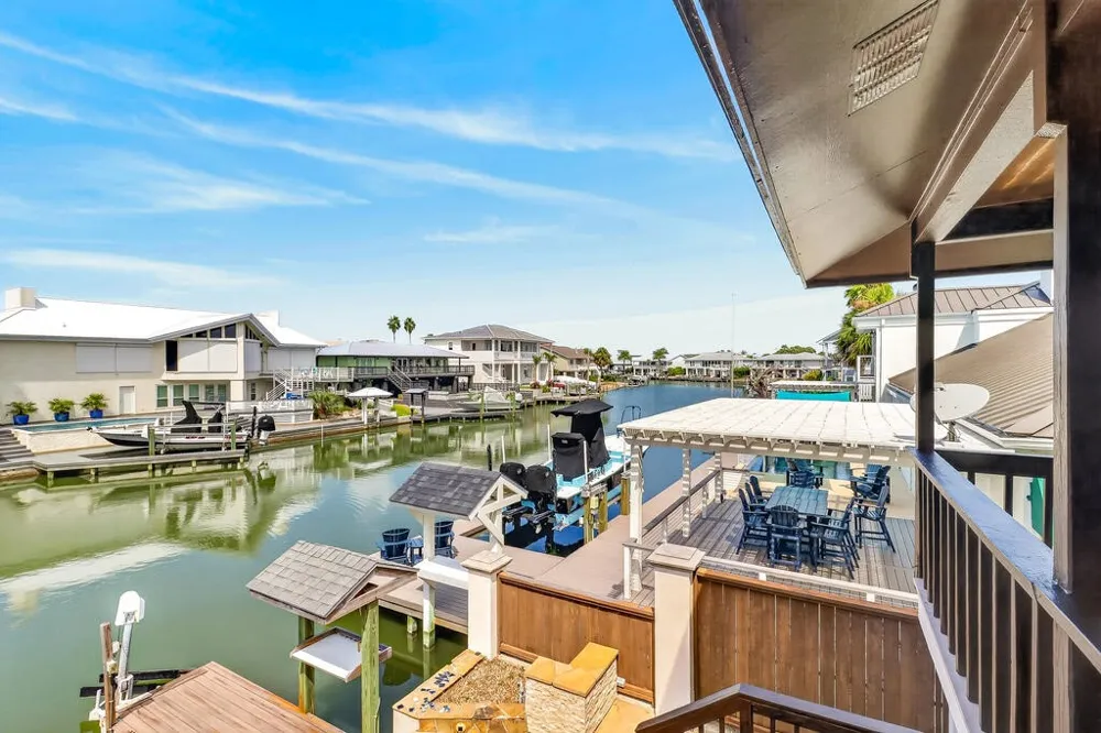 2 Spoonbill Rockport, TX 78382