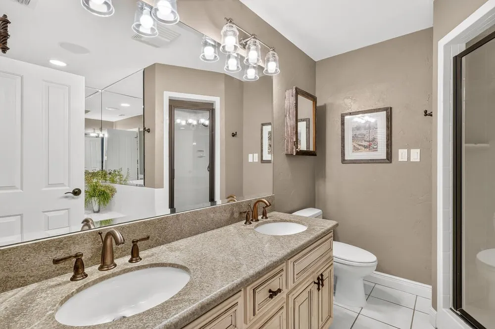 2 Spoonbill Rockport, TX 78382